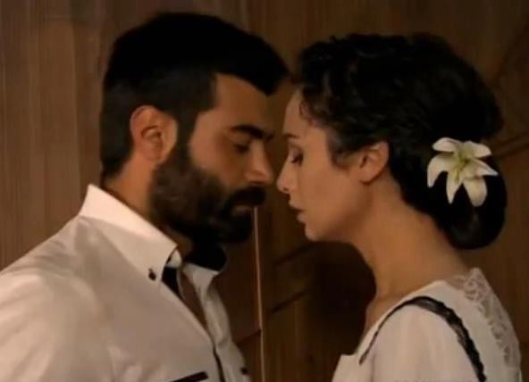 Yer Gök Aşk Fotoğrafı