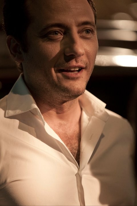 Aşk Tesadüfleri Sever Fotoğrafı