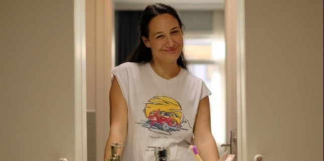 Gupse Özay'dan "Platonik" Dizisi Yolda!