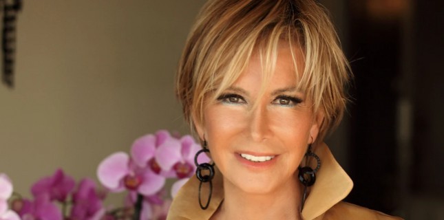 Yeşilçam'ın Unutulmaz İsimlerinden Filiz Akın Hayatını Kaybetti.