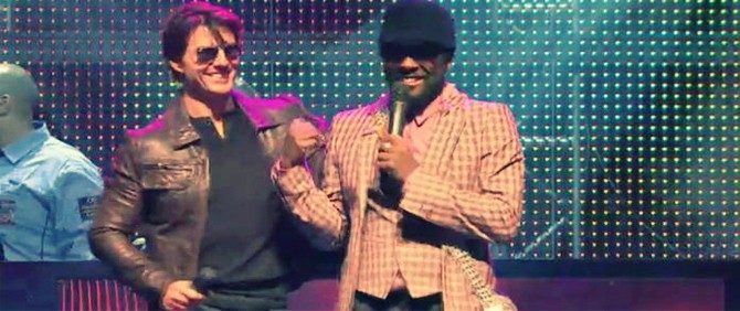Black Eyed Peas, Tom Cruise ile Gece ve Gündüz İçin Sahnede