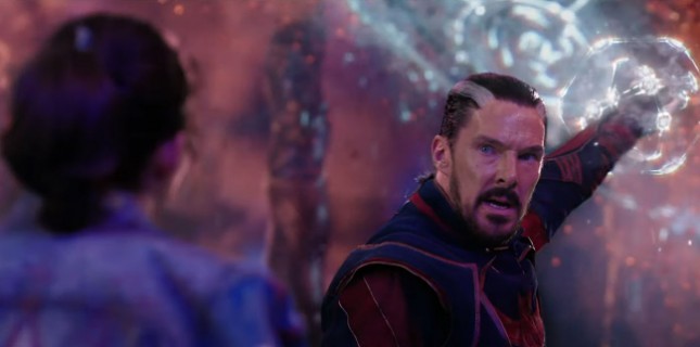 “Doktor Strange Çoklu Evren Çılgınlığında” 2022’nin En İyi Gişe Açılışını Yaptı!