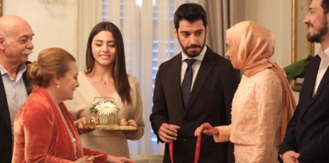 "Kızılcık Şerbeti" Dizisinin RTÜK Cezası Kaldırıldı!