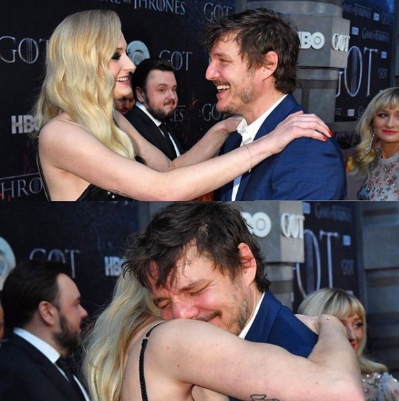 Sophie Turner ve Pedro Pascal Sophie Turner ve Pedro Pascal