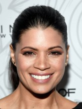 Andrea Navedo fotoğrafı