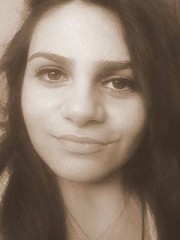 Büşra Bora Fotoğrafı