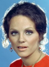 Valerie Harper fotoğrafı