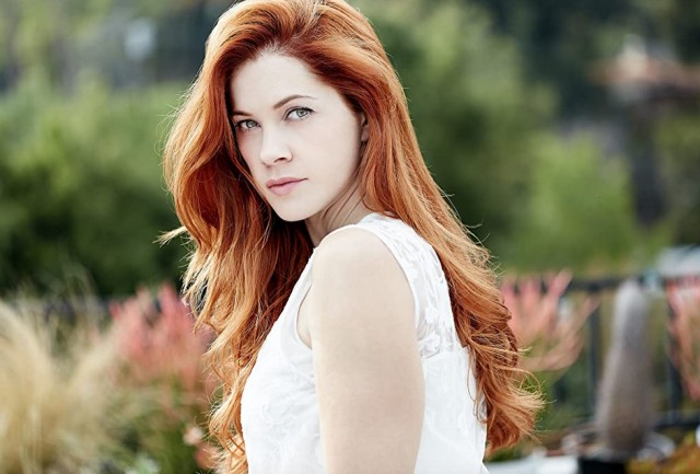 Gillian Alexy Fotoğrafı