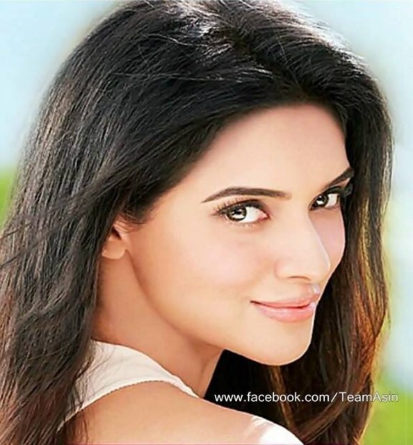 Asin Thottumkal Fotoğrafı