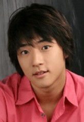 Kim Ji-hoon (i) fotoğrafı