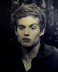 Daniel Sharman fotoğrafı