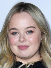 Nicola Coughlan fotoğrafı