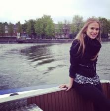 Begüm Öner Fotoğrafı