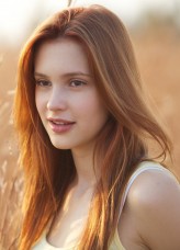 Alexia Fast fotoğrafı