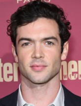 Ethan Peck fotoğrafı