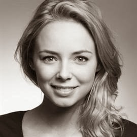 Sacha Parkinson Fotoğrafı