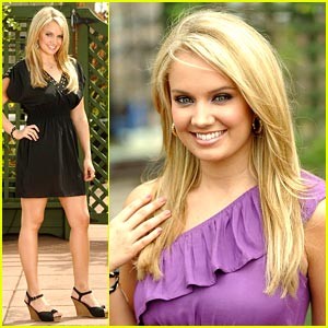 Tiffany Thornton Fotoğrafı