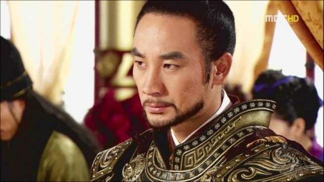 Uhm Tae-woong Fotoğrafı