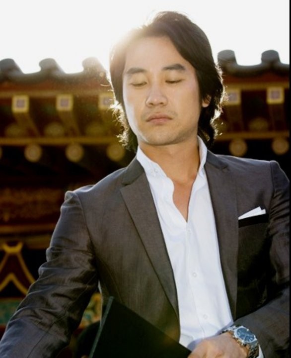 Uhm Tae-woong Fotoğrafı