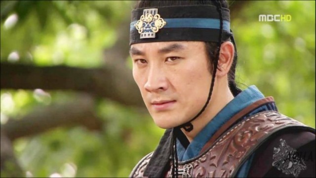 Uhm Tae-woong Fotoğrafı