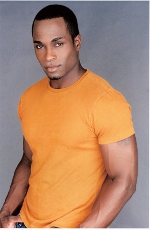 Mykel Shannon Jenkins fotoğrafı