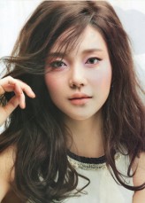 Cha Ye-Ryun fotoğrafı