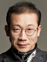 Jung Suk-Yong fotoğrafı