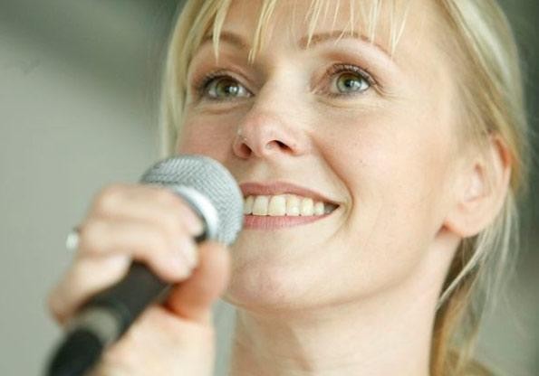 Dana Golombek Fotoğrafı