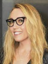 Caroline Kepnes fotoğrafı