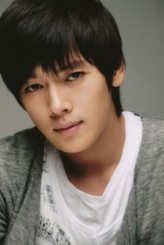 Kim Joo Young fotoğrafı