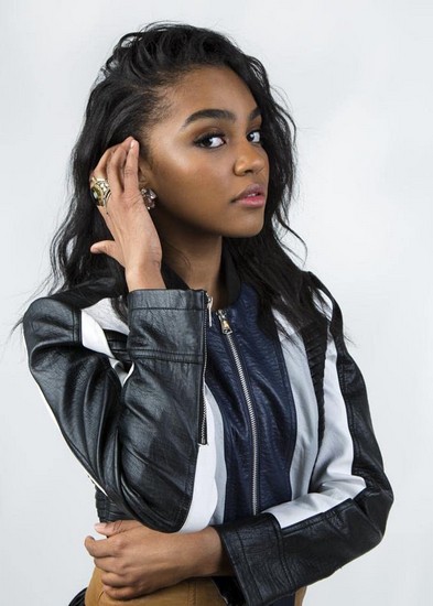China Anne McClain Fotoğrafı