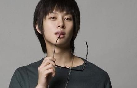 Kim Hee Chul Fotoğrafı