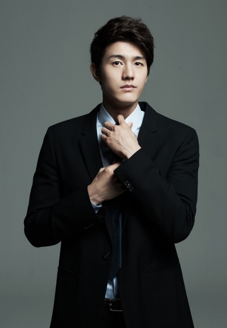 Lee Ki-woo Fotoğrafı