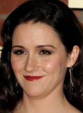 Shannon Woodward fotoğrafı