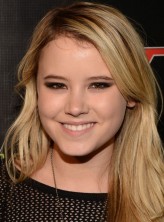 Taylor Spreitler fotoğrafı
