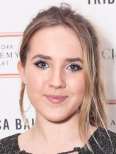 Ruby Jerins fotoğrafı