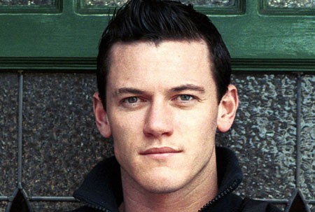 Luke Evans Fotoğrafı