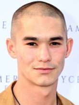 Booboo Stewart fotoğrafı