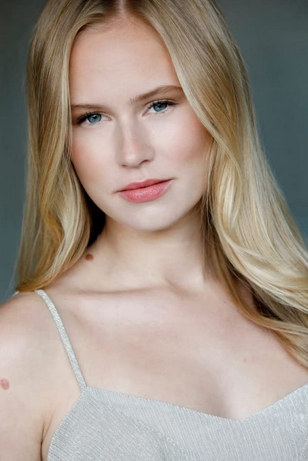 Danika Yarosh Fotoğrafı