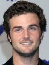 Beau Mirchoff fotoğrafı