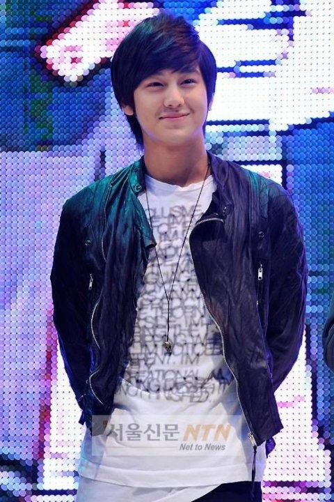 Kim Bum Fotoğrafı