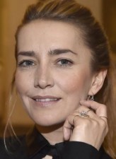 Kamilla Baar fotoğrafı