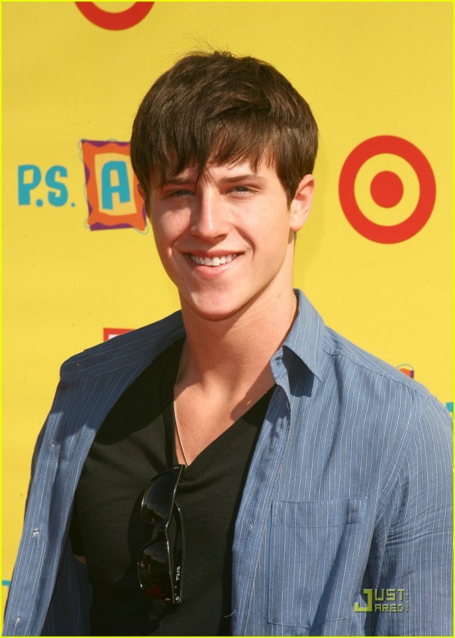 Shane Harper fotoğrafı