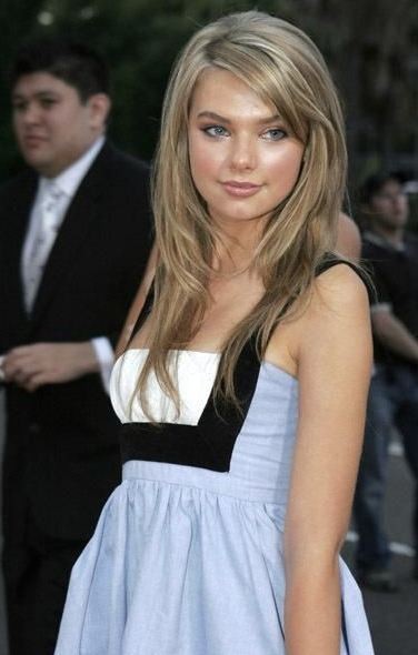 Indiana Evans Fotoğrafı