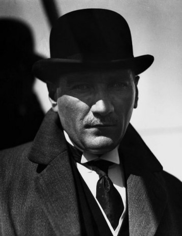 Mustafa Kemal Atatürk Fotoğrafı