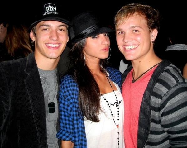 Asher Book Fotoğrafı