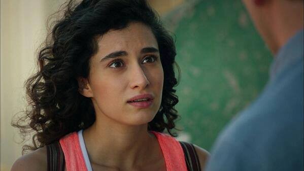 Hande Doğandemir Fotoğrafı