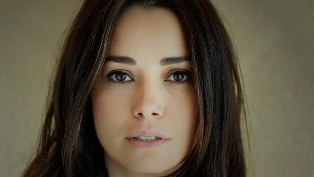 Özgü Namal Fotoğrafı