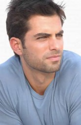 Adrian Bellani fotoğrafı