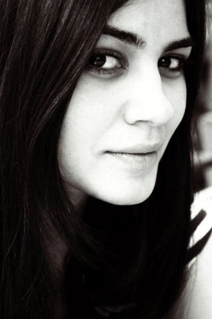 Zeynep Çamcı Fotoğrafı